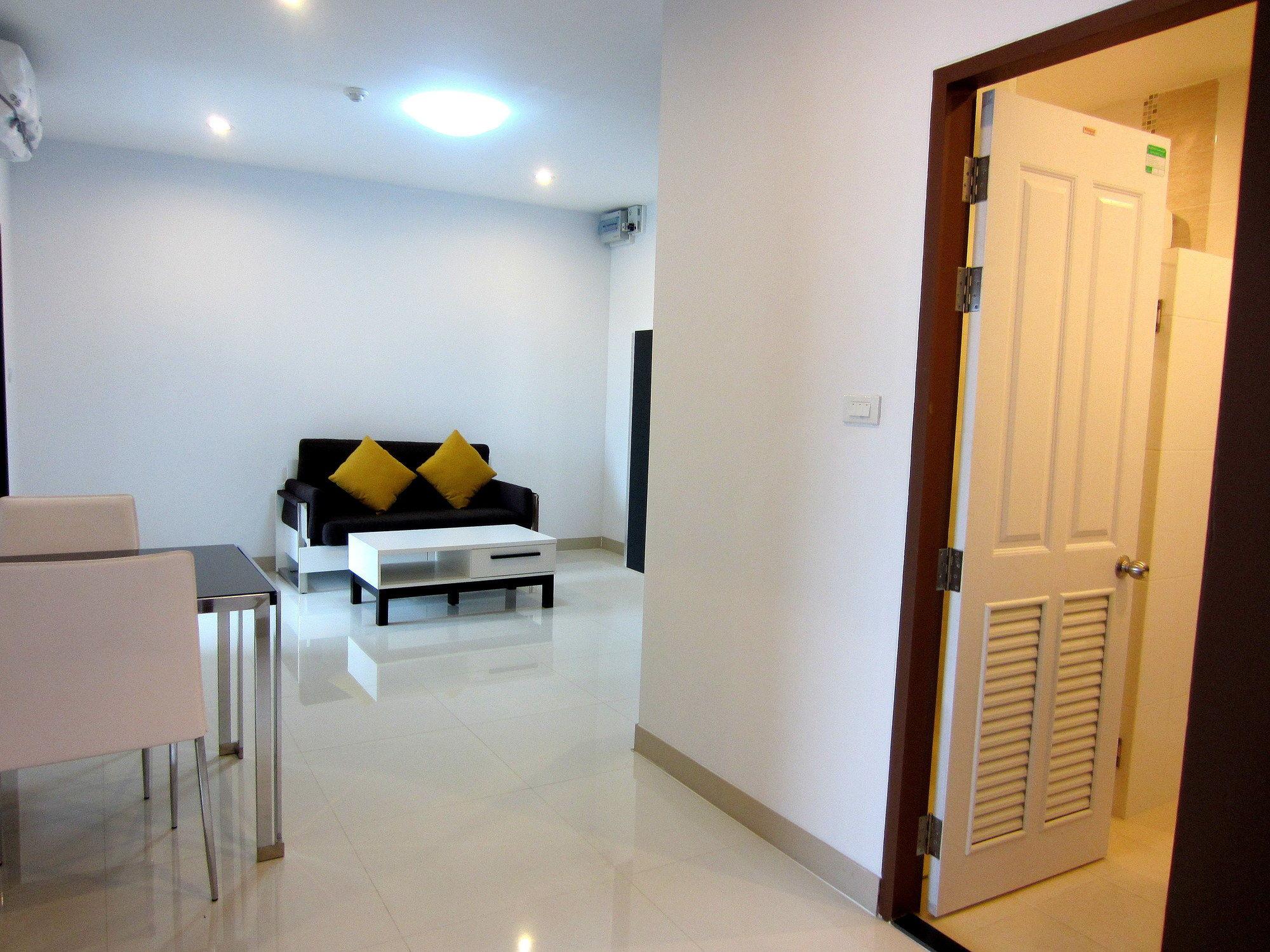 V-Twin Donjan Service Apartment Chiang Mai Eksteriør billede